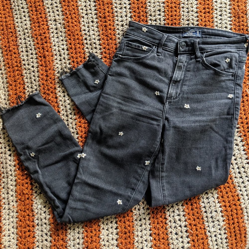 Abercrombie & Fitch High Rise Floral Raw Hem Jeans